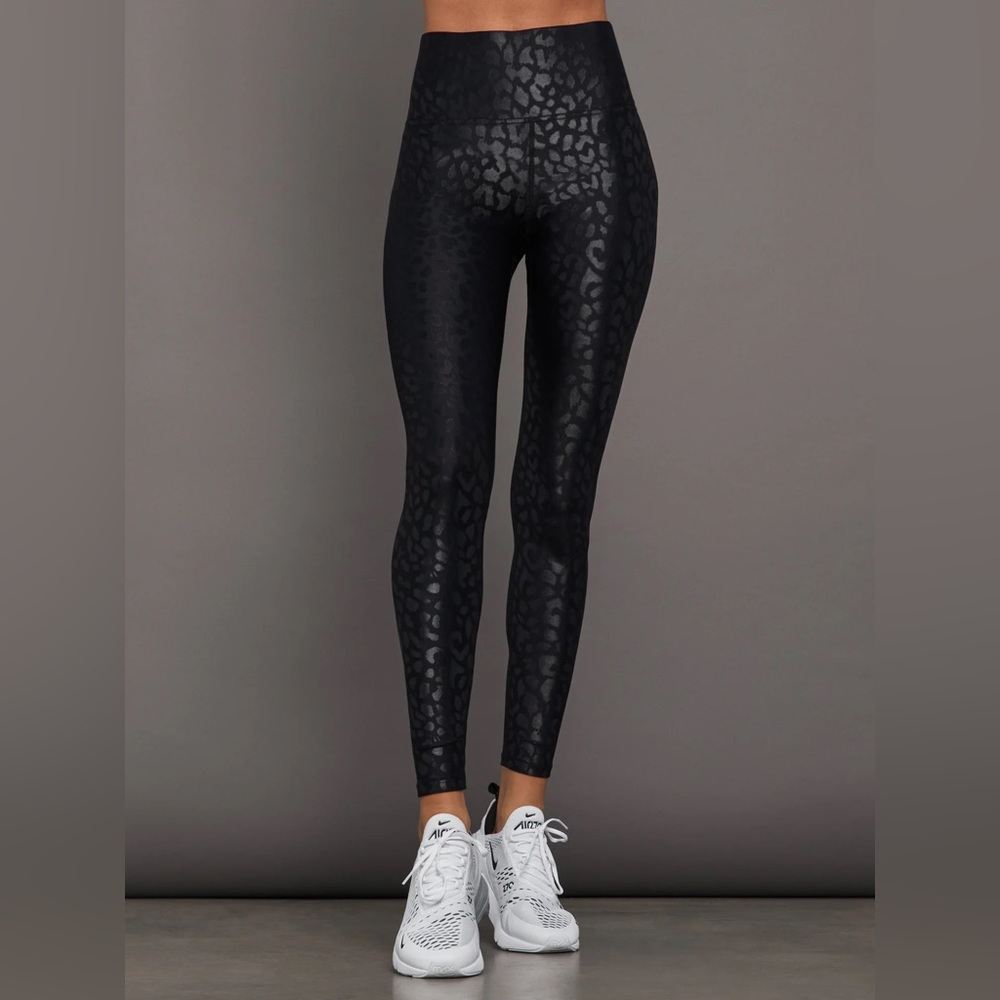 Carbon38 Black Leopard Tamara Shine Leggings
